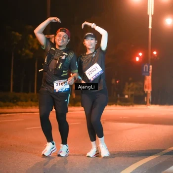 Runner Photo 8383122