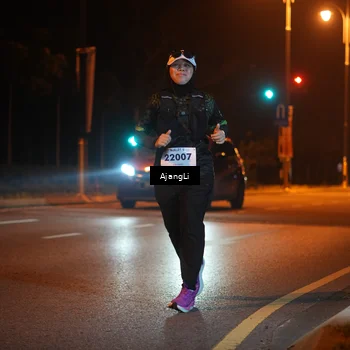 Runner Photo 8383165