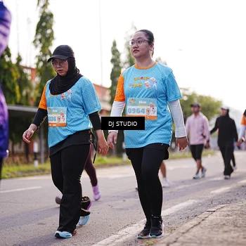 Runner Photo 8383177