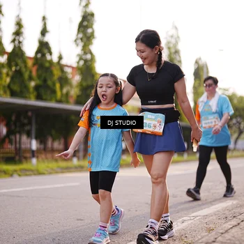 Runner Photo 8383246