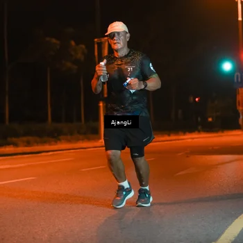 Runner Photo 8383255