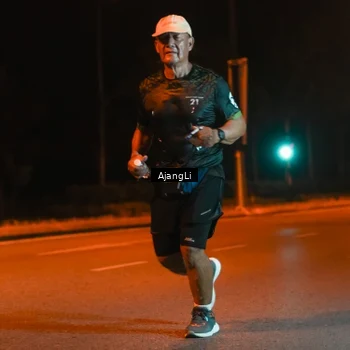 Runner Photo 8383271