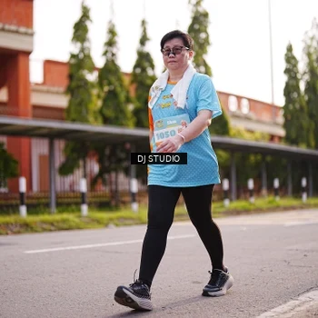 Runner Photo 8383275