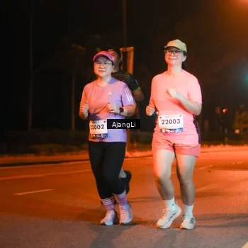 Runner Photo 8383284