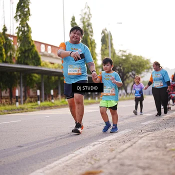 Runner Photo 8383300