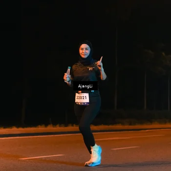 Runner Photo 8383304