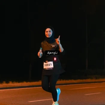 Runner Photo 8383311