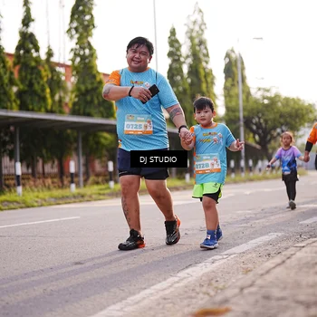 Runner Photo 8383321