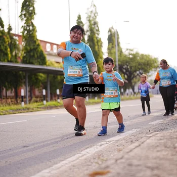 Runner Photo 8383322