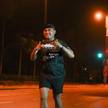 Runner Photo 8383332