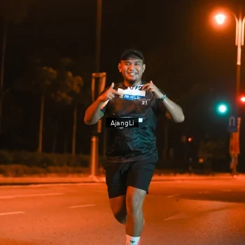 Runner Photo 8383335