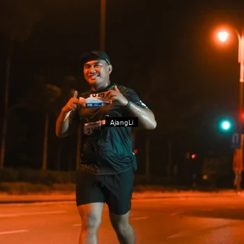 Runner Photo 8383342