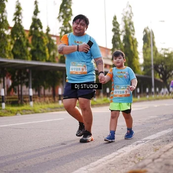 Runner Photo 8383350
