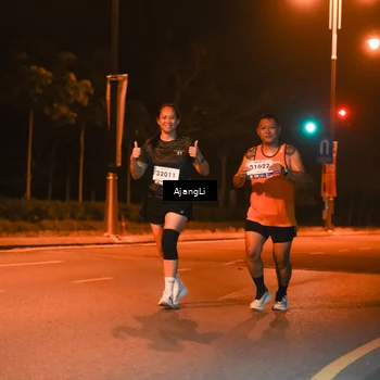 Runner Photo 8383351