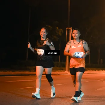 Runner Photo 8383353
