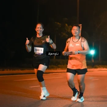 Runner Photo 8383358