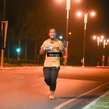 Runner Photo 8383365