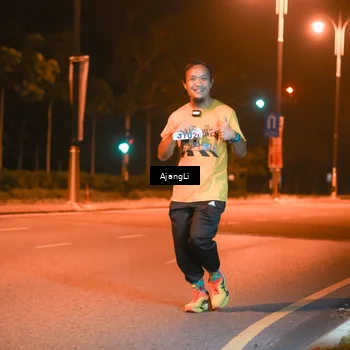 Runner Photo 8383369