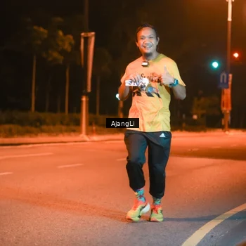 Runner Photo 8383377
