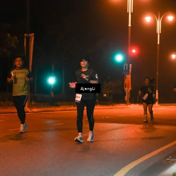 Runner Photo 8383401