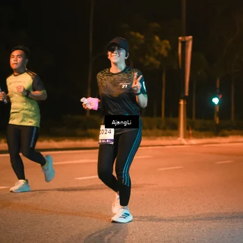 Runner Photo 8383413