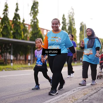 Runner Photo 8383417