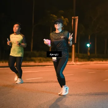 Runner Photo 8383418