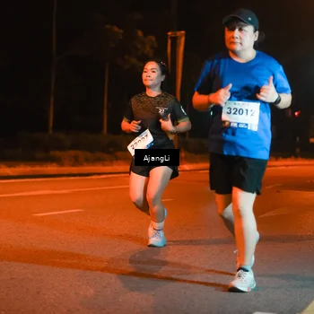 Runner Photo 8383432