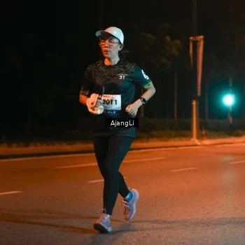 Runner Photo 8383439