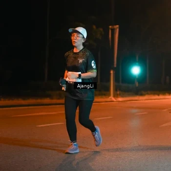 Runner Photo 8383443
