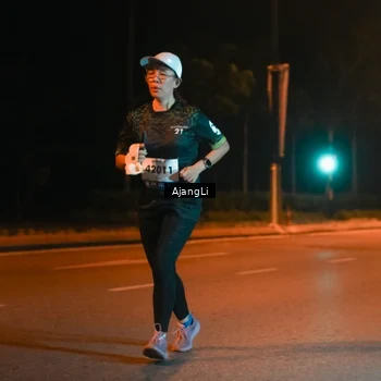 Runner Photo 8383445