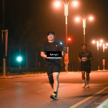 Runner Photo 8383473