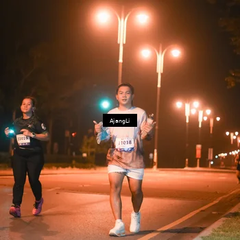 Runner Photo 8383502
