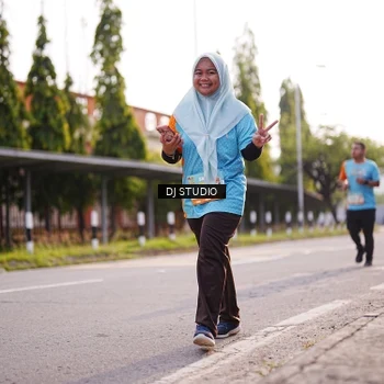 Runner Photo 8383511