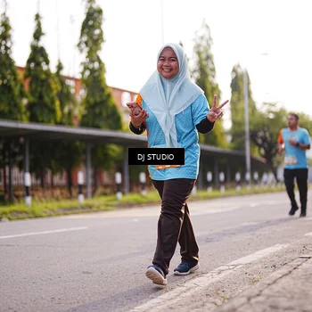Runner Photo 8383516