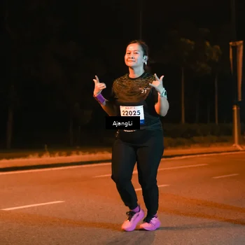 Runner Photo 8383529