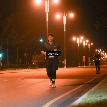 Runner Photo 8383544
