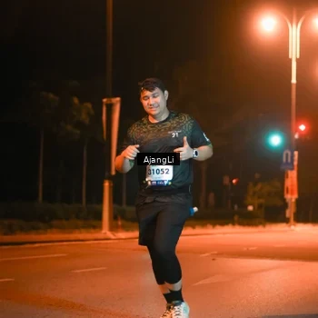 Runner Photo 8383554