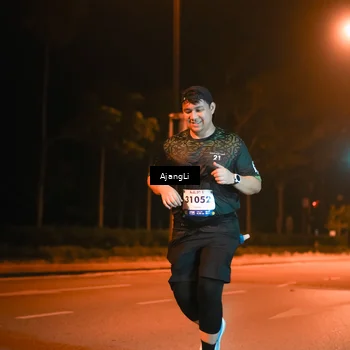 Runner Photo 8383556