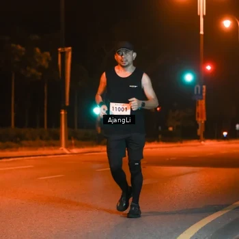 Runner Photo 8383566