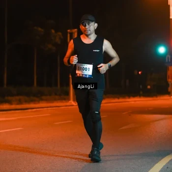 Runner Photo 8383576