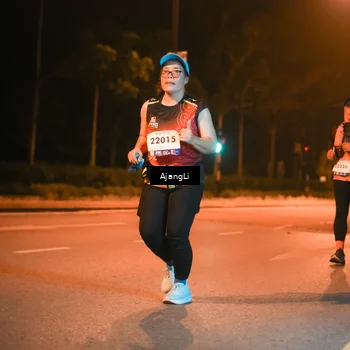 Runner Photo 8383592