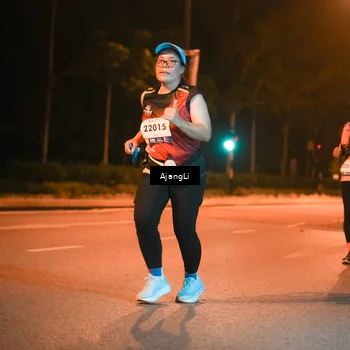 Runner Photo 8383593