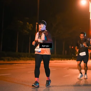 Runner Photo 8383606
