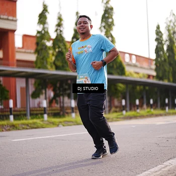Runner Photo 8383618