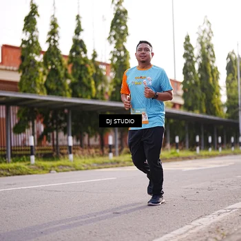 Runner Photo 8383624