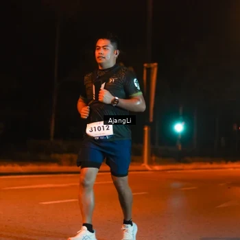 Runner Photo 8383630