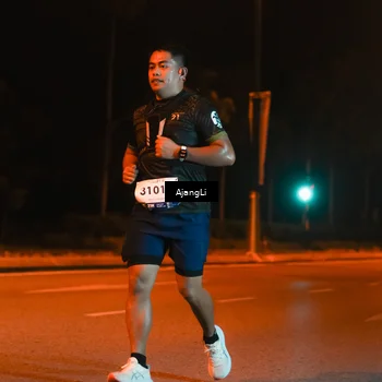 Runner Photo 8383631