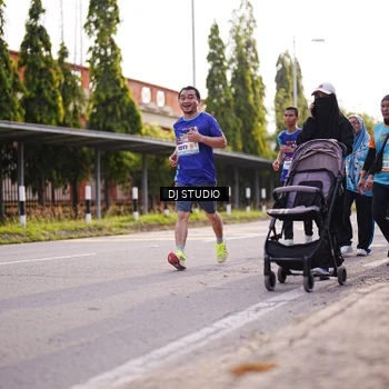 Runner Photo 8383634