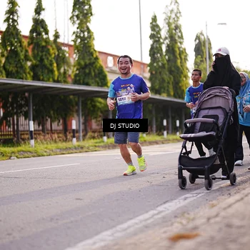Runner Photo 8383638
